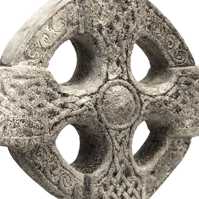 The 'Ringstone Cross' Garden Statue | Athens Stonecasting Pre-Aged Concrete Celtic Cross on Base
