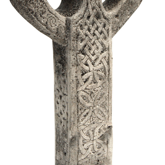 The 'Ringstone Cross' Garden Statue | Athens Stonecasting Pre-Aged Concrete Celtic Cross on Base