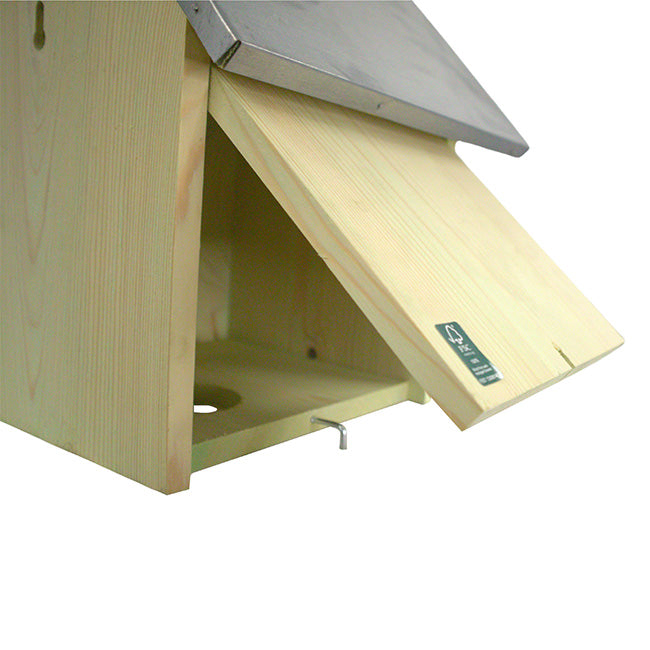 The 'Countryside Bed & Breakfast' Squirrel Habitat Matched Set | Esschert Design Squirrel House, Feeder, Nesting Chips & Premium Seed Blend