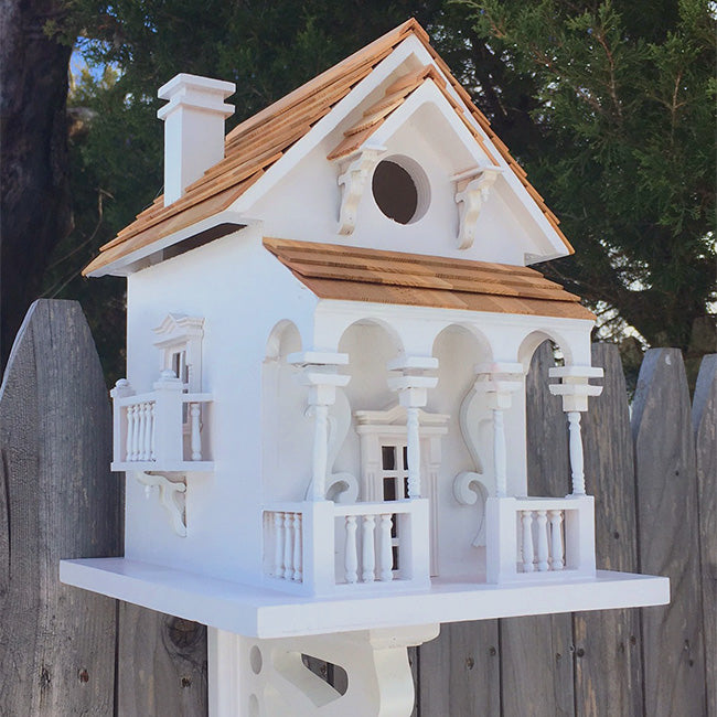 The ‘Harborlight Honeymoon’ Cottage Birdhouse