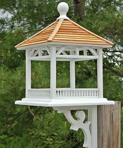 The “Riverside Picnic” Fly-Through Feeder