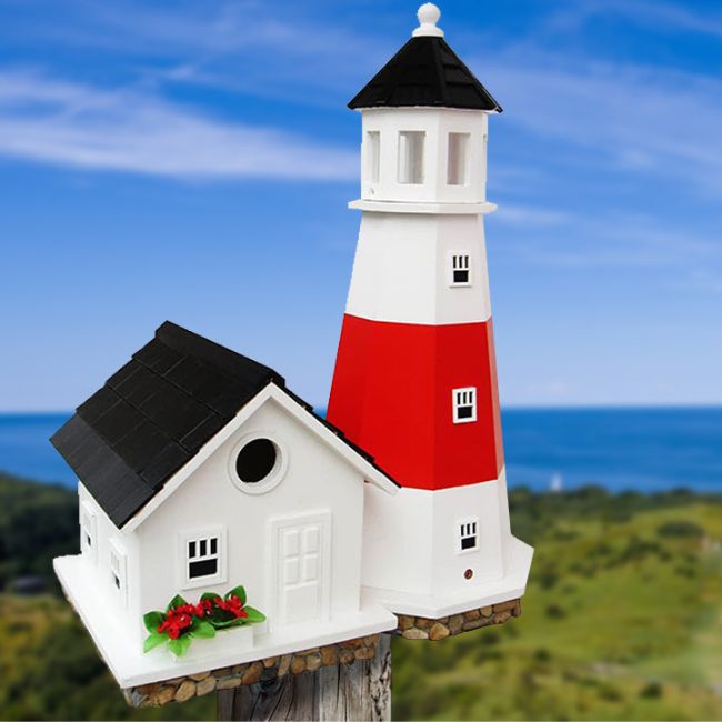 The “Grand Harbor Guardian” Lighthouse Birdhouse